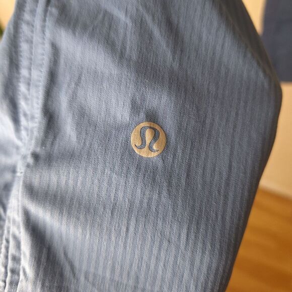 Lululemon Dance Studio Mid-Rise Crop 25"Soft Denim 4 - Picture 5 of 10